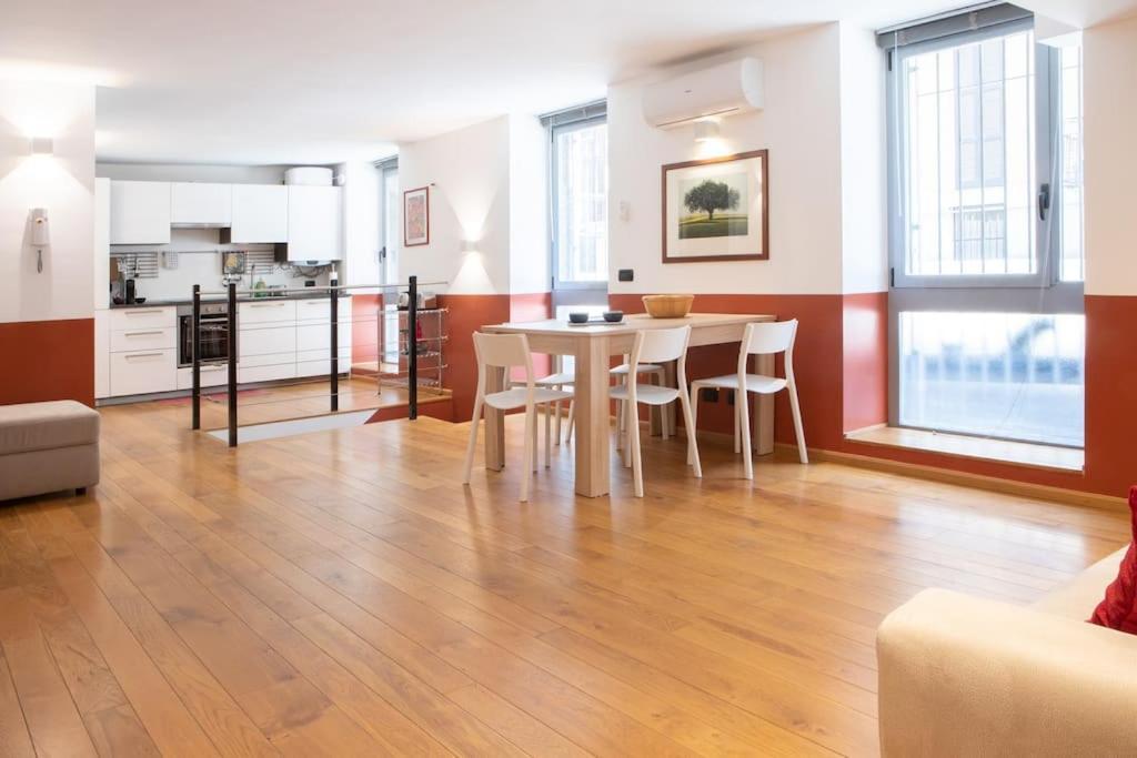 Comfortable Flat In Porta Romana ミラノ エクステリア 写真