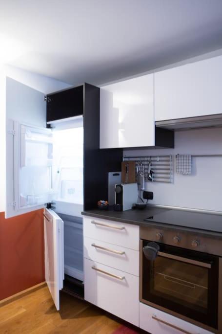 Comfortable Flat In Porta Romana ミラノ エクステリア 写真